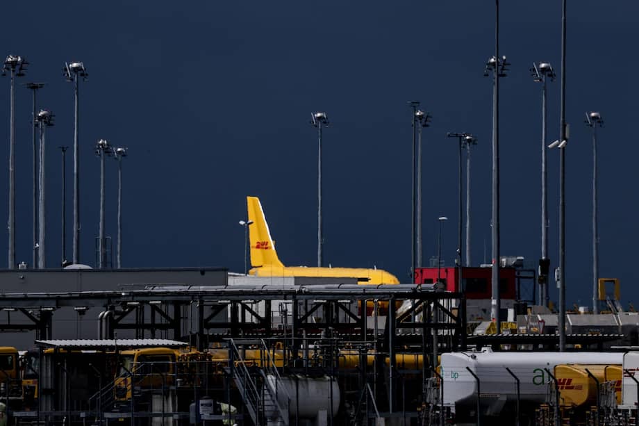 Un avión de DHL en el hub de la empresa en Leipzig, Alemania. Imagen de referencia.