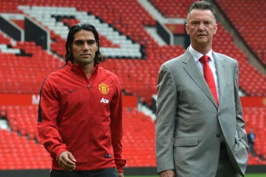 Van Gaal dice que Falcao tiene que asumir su papel de suplente