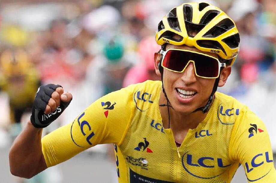 Egan Bernal es el ciclista más joven (22) en ganar el Tour de Francia en la era moderna. EFE