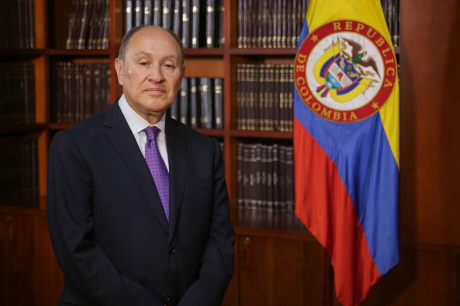 Alberto Rojas se posesionó en mayo de 2013 y su período iría hasta el próximo 2 de mayo inicialmente. / Cortesía Corte Constitucional