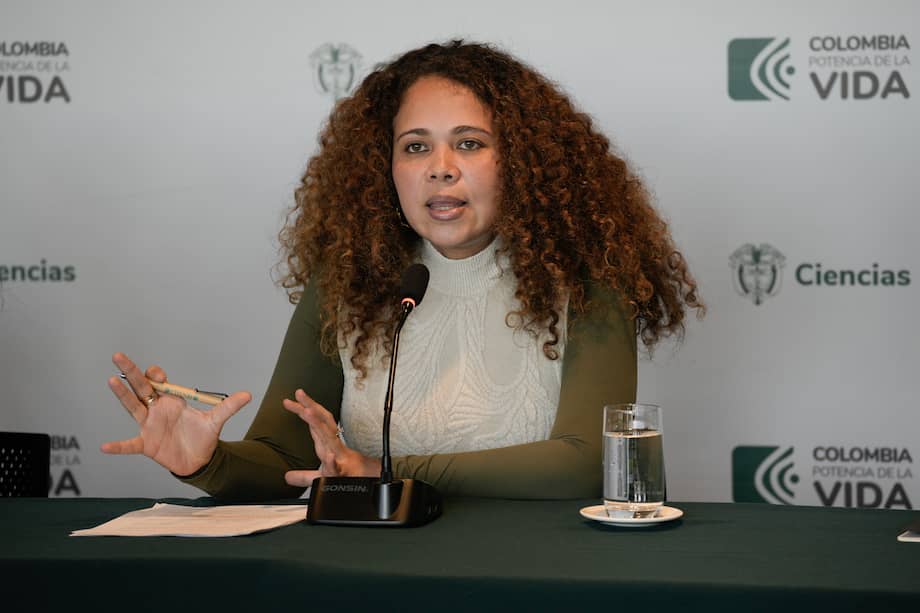 Ministra de Ciencia, Tecnología e Innovación, en el marco de una rueda de prensa que se presentó el lunes 29 de diciembre para explicar lo que pasará con los Créditos Beca de Colfuturo.