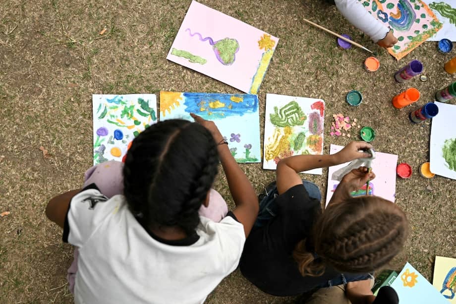 En Pereira, varios puntos de refugio han sido empleados para que niños y niñas continúen con su proceso de aprendizaje.