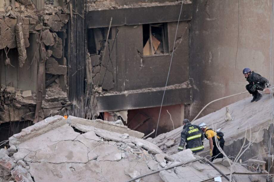 Ascienden a cinco los muertos por explosión en Rosario (Argentina)