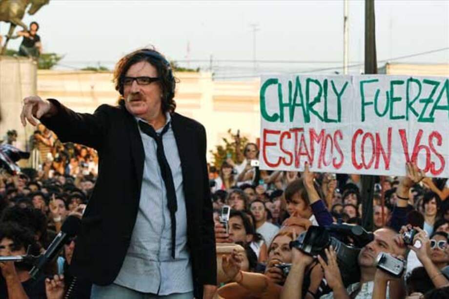 Charly García recibe el alta tras 10 días hospitalizado