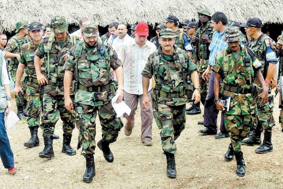 En 2005, durante el gobierno de Álvaro Uribe, empezó el proceso de desmovilización de los paramilitares. / Archivo