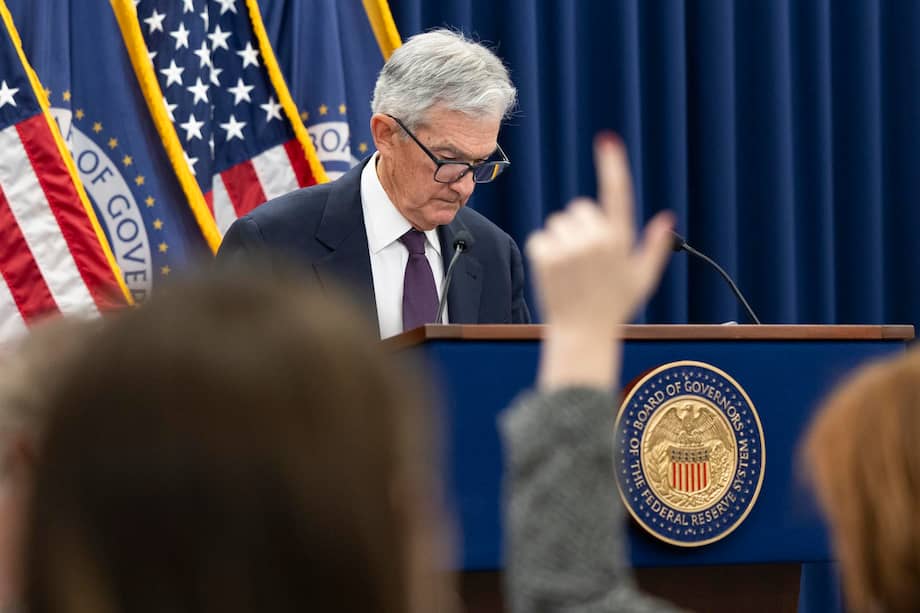 WASHINGTON (United States), 28/01/2026.- Federal Reserve Board Chairman Jerome Powell delivers remarks during a press conference at the Federal Reserve in Washington, DC, USA, USA, 28 January 2026. For the first time since July 2025, the Federal Reserve held interest rates steady despite two governors preferring a quarter-point cut. EFE/EPA/SHAWN THEW