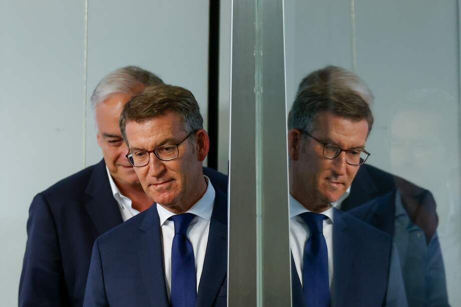 El gran triunfador de la jornada es Alberto Núñez Feijóo, líder del PP, que se midió por primera vez en las regionales y obtuvo un resultado infinitamente mejor de lo esperado.