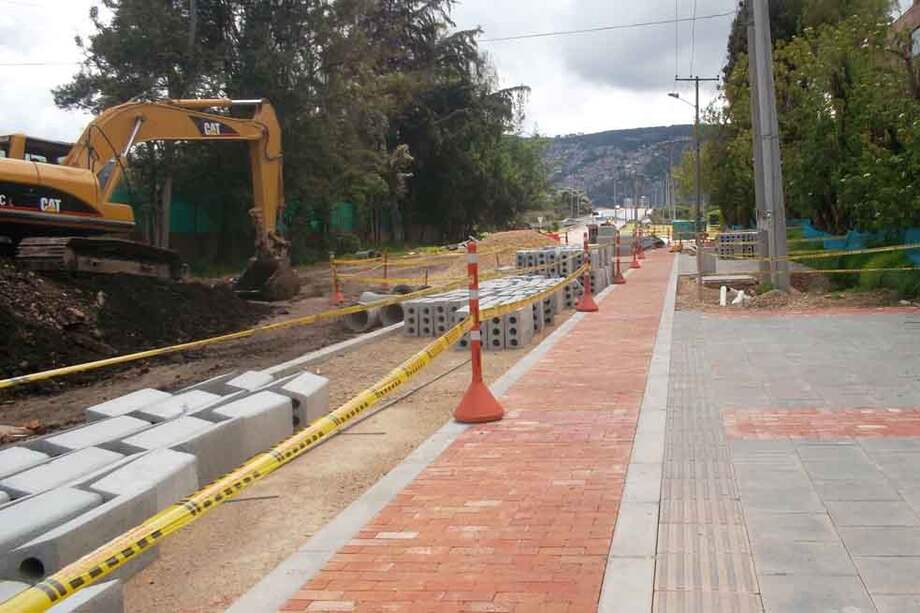 Calle 153, una obra con tres años de retraso