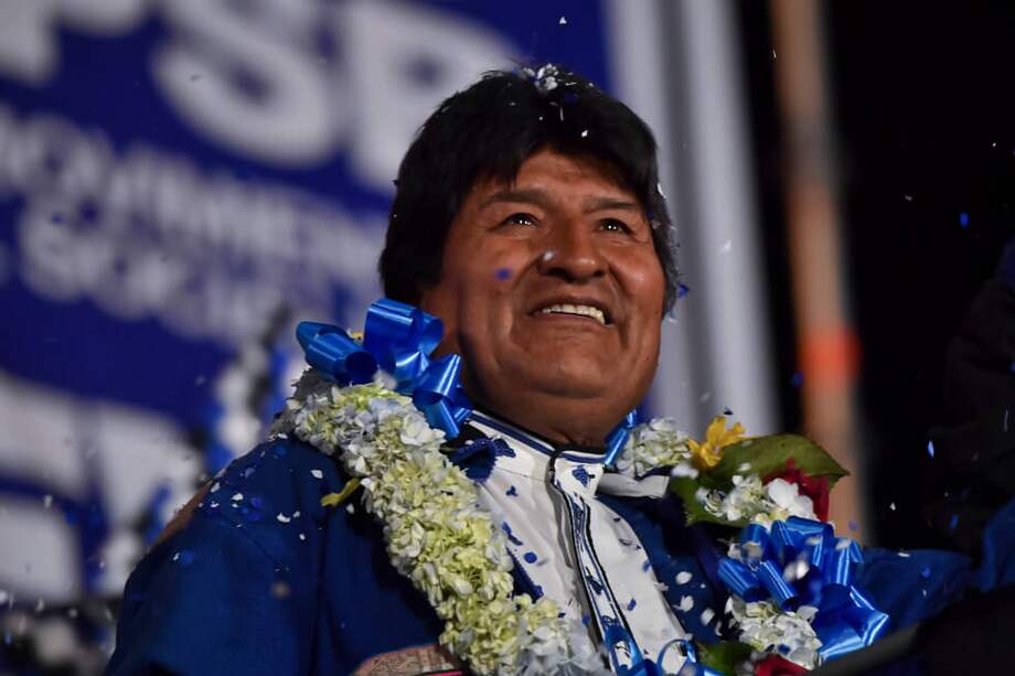 El presidente de Bolivia, Evo Morales, si gana el domingo en las urnas, se quedaría hasta 2025 en el poder. / AFP