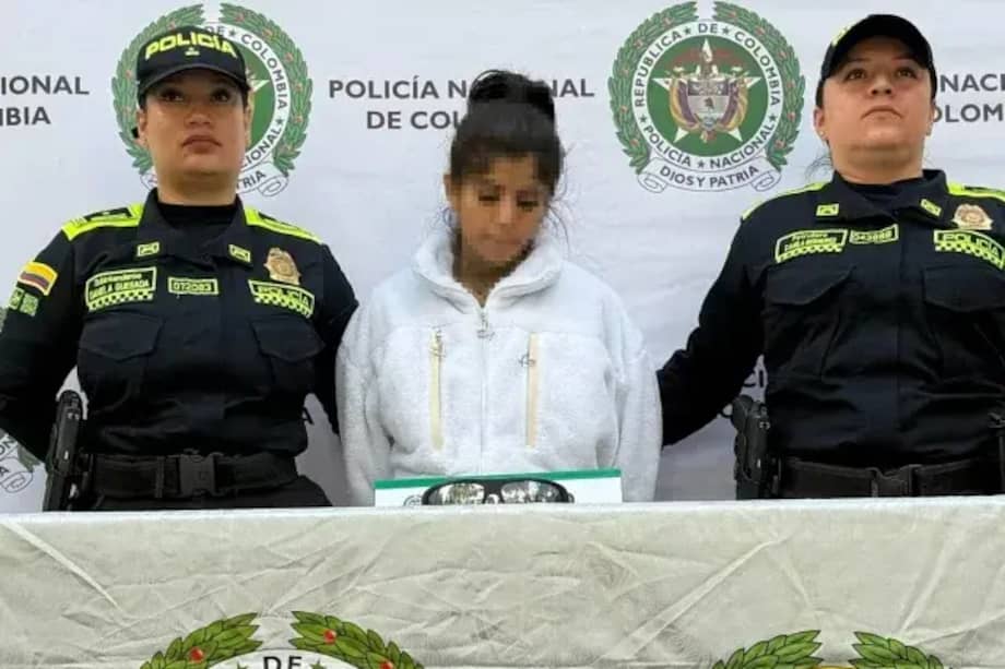 La creadora de contenido Valentina Velásquez fue capturada en Laureles durante un operativo de la Policía y Fiscalía por presuntos hurtos a turistas extranjeros.