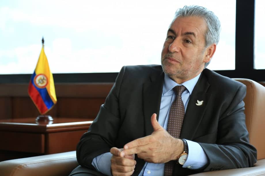 Ministro de Justicia, Jorge Eduardo Londoño, renunció a su cargo