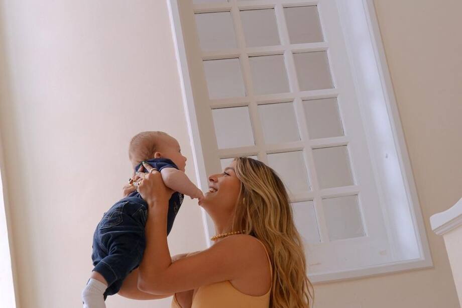 Luego de 4 meses, la presentadora Laura Tobón nos presenta ante las cámaras a su bebé, Lucca Rodríguez.