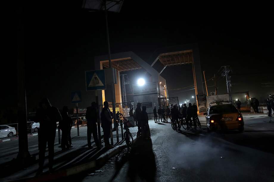 Imagen de referencia de liberación de rehenes con intermediación de la Cruz Roja.