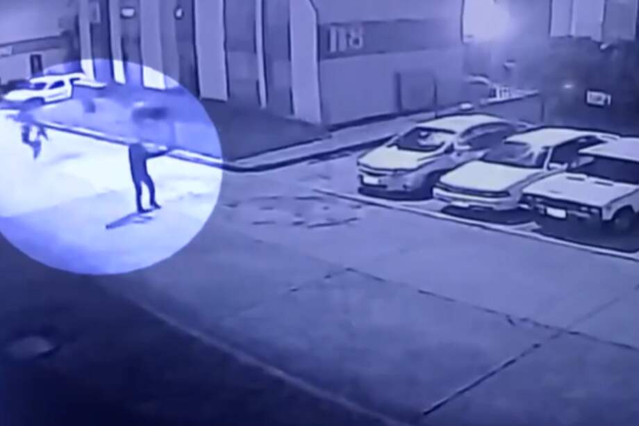 Uno de los ladrones murió y la pequeña resultó herida tras un cruce de disparos.