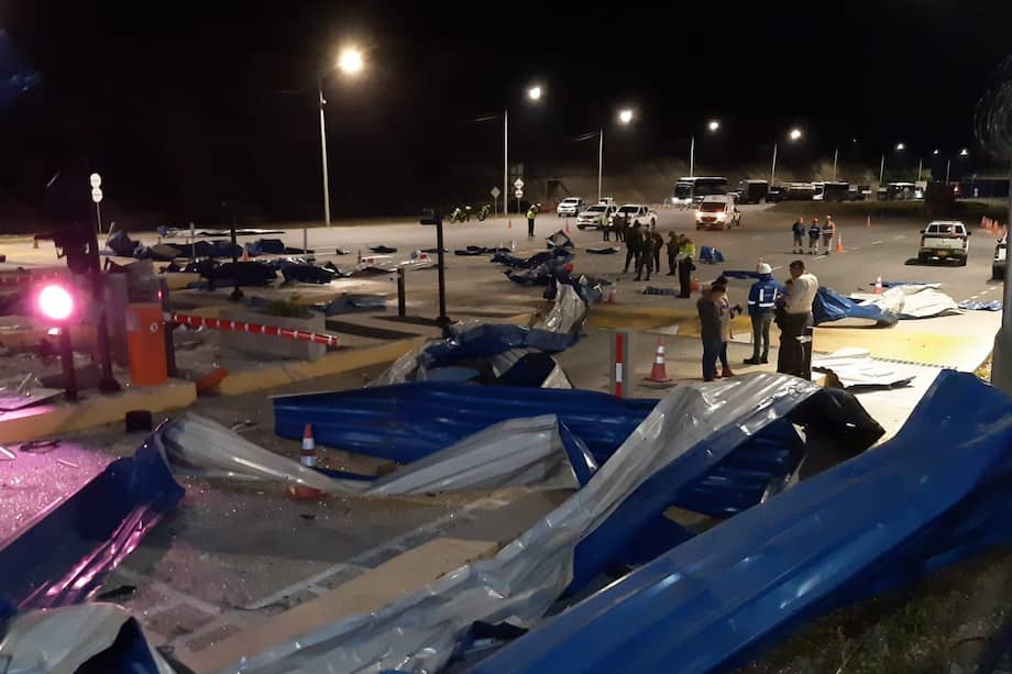 Peaje Pamplonita ubicado en el proyecto Pamplona-Cúcuta, después del ataque a la infraestructura.