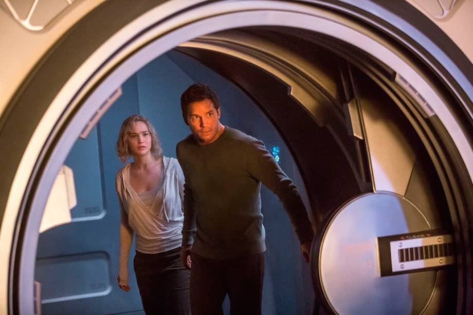 Jennifer Lawrence y Chris Pratt en "Pasajeros". / Cortesía