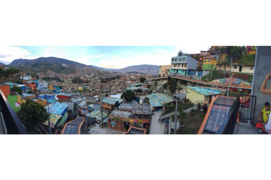 Esta es la panorámica que se aprecia hoy en día desde el balcón de la Comuna 13. / Cortesía