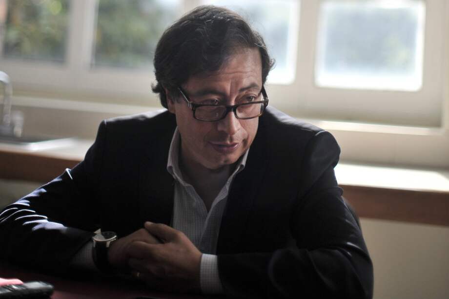 El alcalde de Bogotá, Gustavo Petro, en el hospital San Juan de Dios, donde instaló su despacho por estos días. /Óscar Pérez