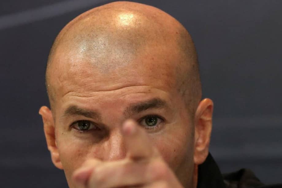 Zinedine Zidane, exfutbolista francés de ascendencia argelina y entrenador del Real Madrid desde 2016, es un hombre con alopecia androgenética. / EFE.