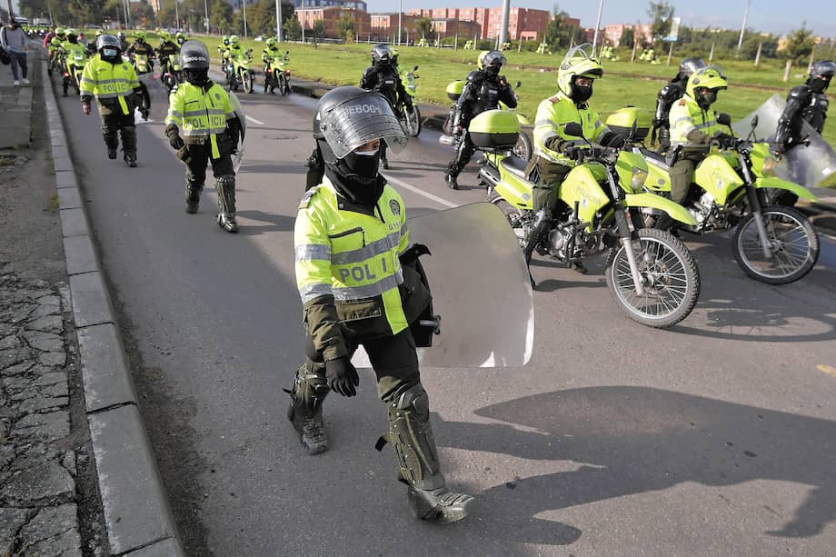 Expertos en libertad de expresión exponen sus dudas sobre algunas acciones de la Policía en sus comunicaciones durante el paro nacional. / Mauricio Alvarado
