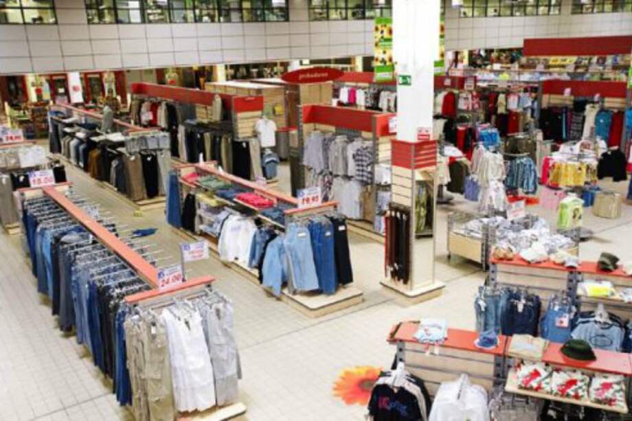 En 2013, ventas minoristas crecieron 4%