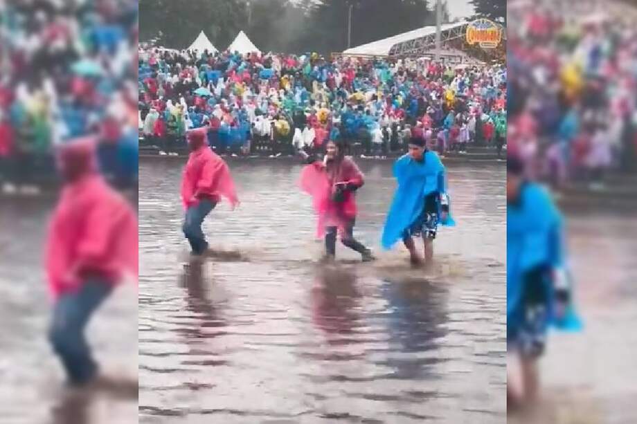 El concierto finalizó a las 11:00 p.m. de este sábado y, de acuerdo con los asistentes, la lluvia se mantuvo durante toda la tarde y noche.