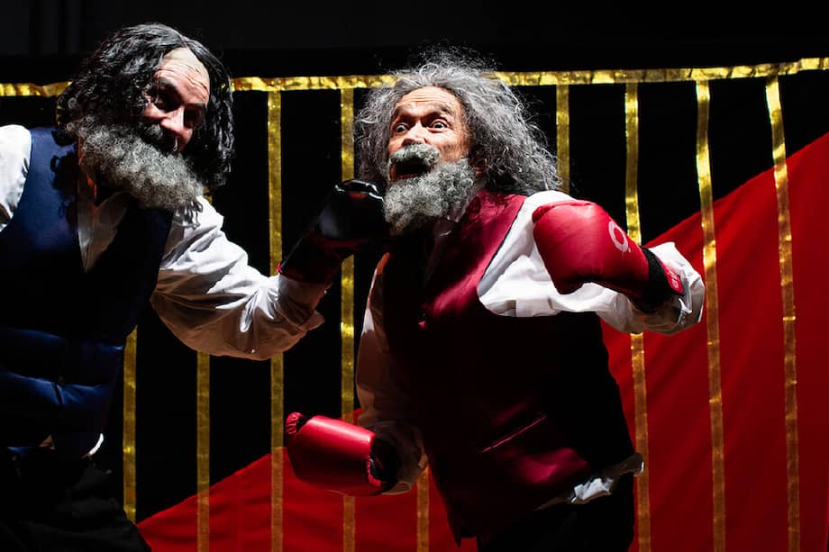 En el Congreso Marxiano Internacional Contemporáneo (COMIC) de Bacatá, dos enemigos irreconciliables, SpiderMarx y el ratón Bakunin, deben resolver por qué sus ideas de rebeldía entraron en crisis.