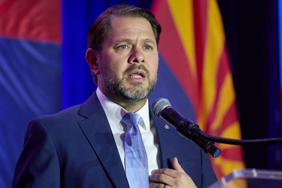 El senador demócrata electo al Senado de Estados Unidos por el estado de Arizona, Rubén Gallego.