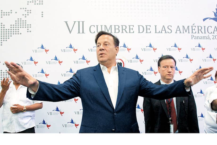 El presidente de Panamá, Juan Carlos Varela, visita el Centro de Convenciones donde se realizará la VII Cumbre de las Américas, que dice será la cumbre del “diálogo”. EFE
