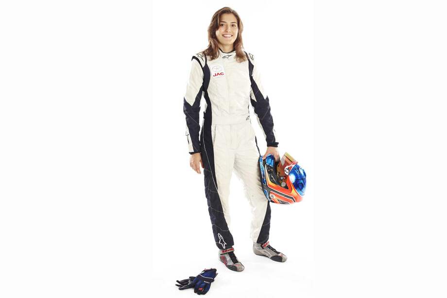 La piloto colombiana sigue su camino de éxitos en las diferentes pistas del mundo.