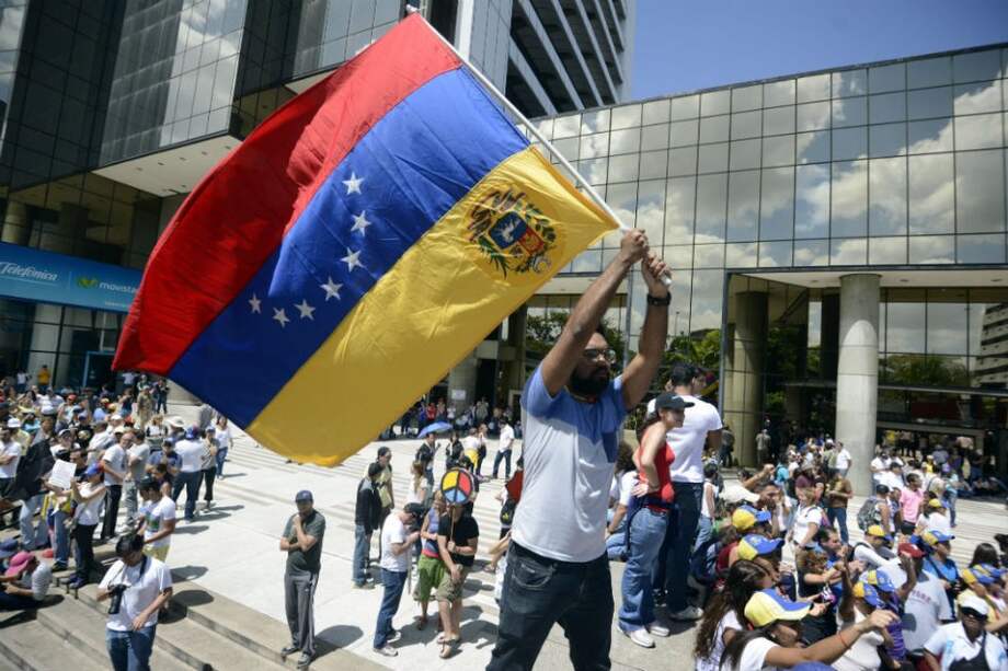 Opositores venezolanos exigen libertad para los detenidos durante manifestaciones