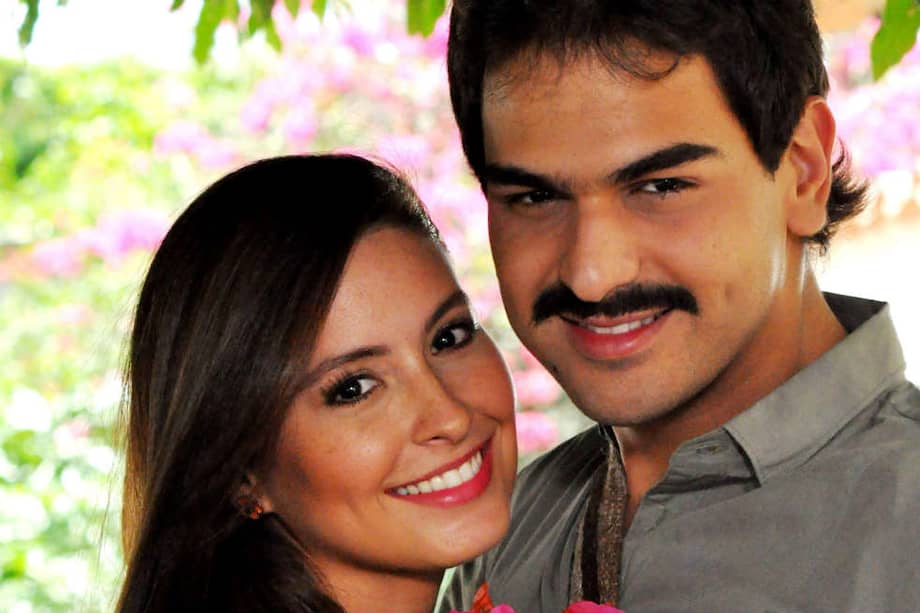 Taliana Vargas y Alejandro Palacio, encarnando a Clara Cabello y Rafael Orozco. / Cortesía Caracol TV