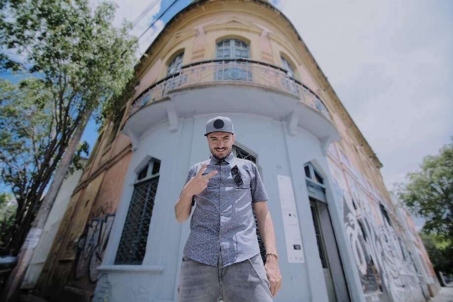 Andrés Sandoval asegura que la técnica en la televisión ha mejorado, pero las temáticas no tienen la misma calidad de antes. / Cortesía