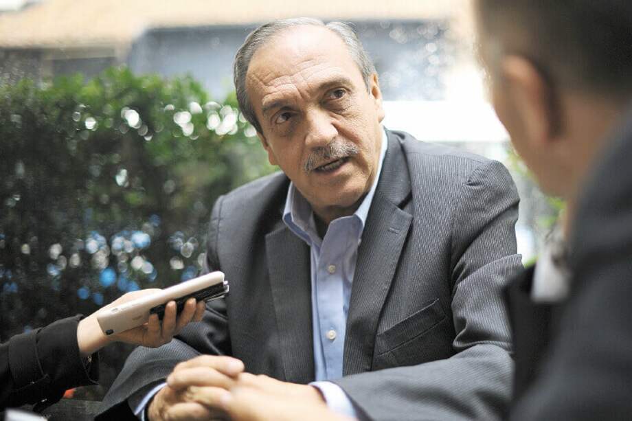 La noticia publicada por el canal tenía que ver con el exgobernador de Antioquia, Luis Alfredo Ramos. / Archivo El Espectador