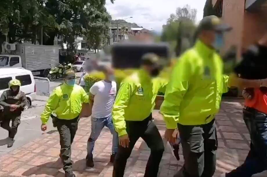 Son 17 jóvenes capturados por cometer distintos tipos de delitos durante las manifestaciones del paro nacional en la capital antioqueña.