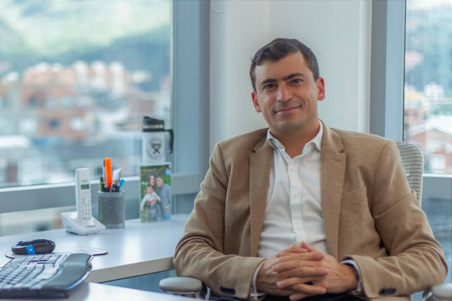 Sebastián Obregón, uno de los creadores de Enmedio.