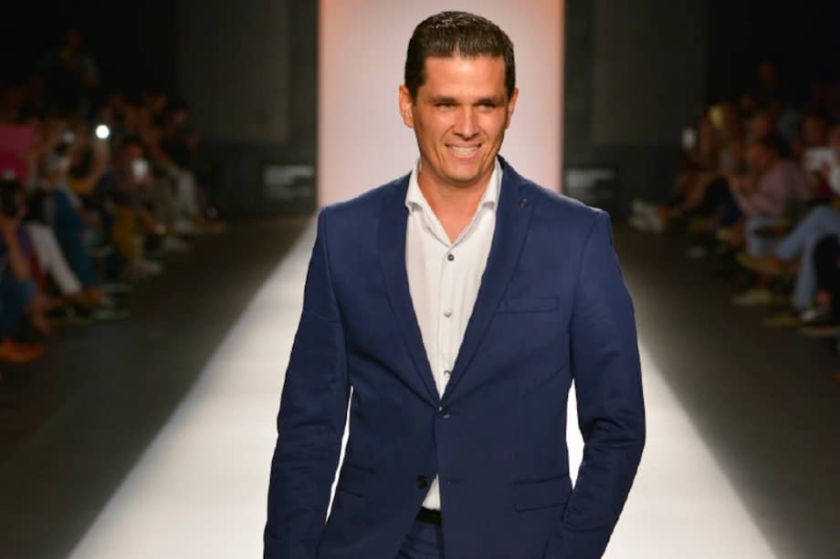 Jon Sonen, quien lidera 24 tiendas en Colombia y en el exterior, dice que el lino hace parte de su identidad. / Cortesía: Colombiamoda