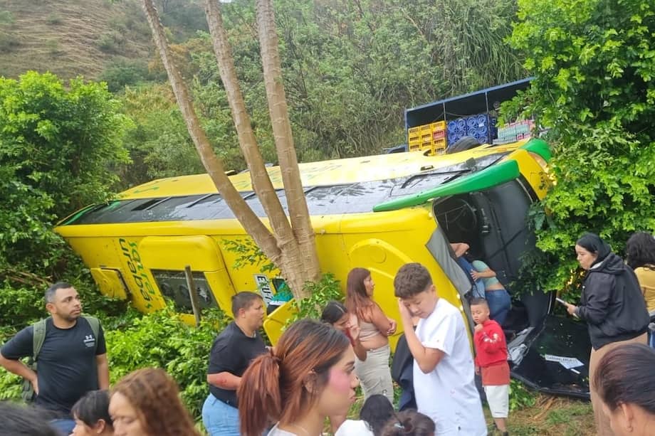 Los heridos más graves fueron trasladados a Santa Fe de Antioquia.