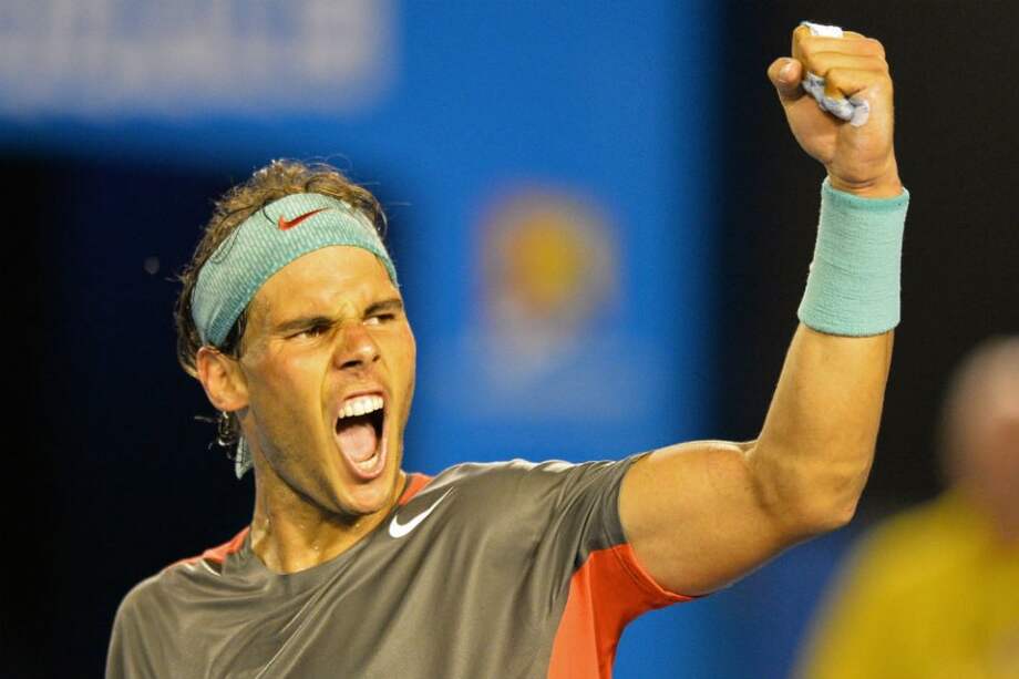 Nadal gana a Federer y jugará final contra Wawrinka