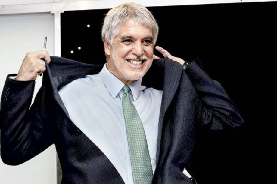 Encuesta le da la victoria a Enrique Peñalosa en segunda vuelta