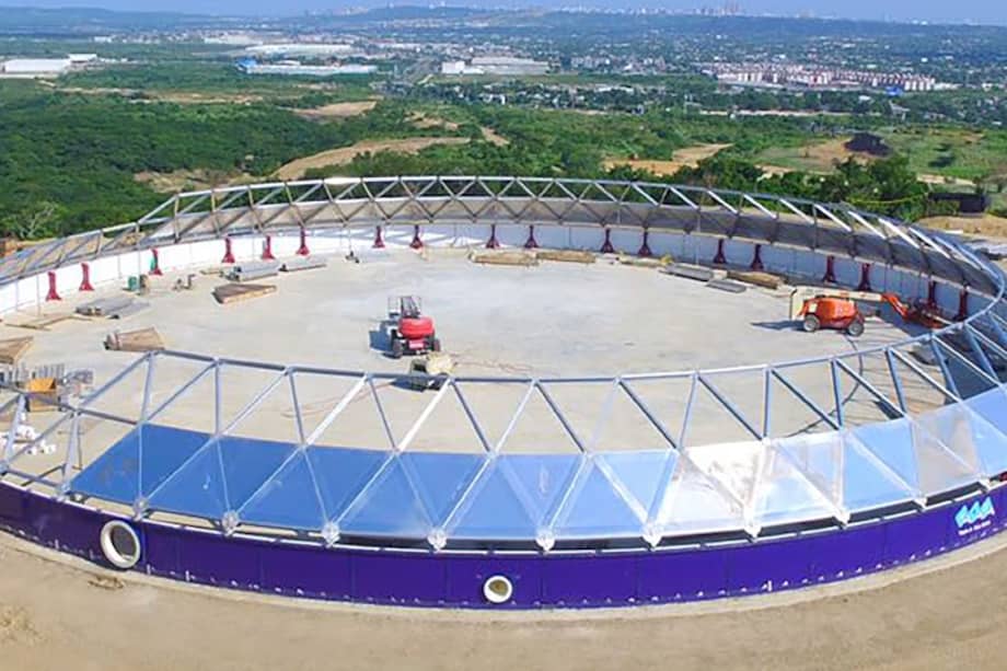 Imagen de la construcción del tanque 7 de Abril, la obra de la discordia. / Alcaldía de Barranquilla