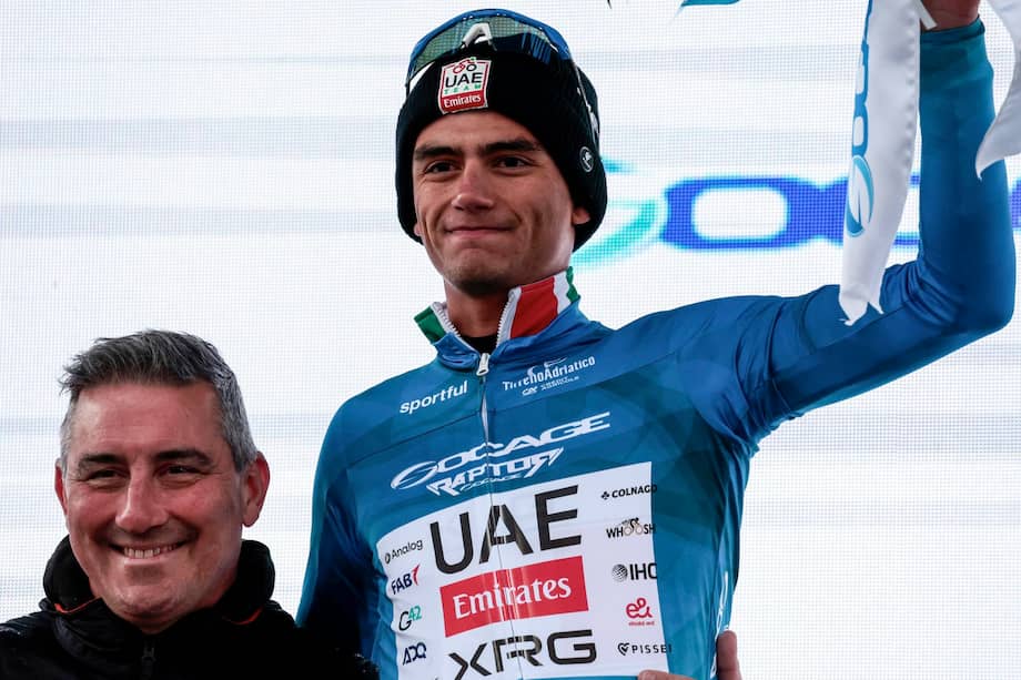 Isaac Del Toro luego de la tercera etapa del Tirreno-Adriático.