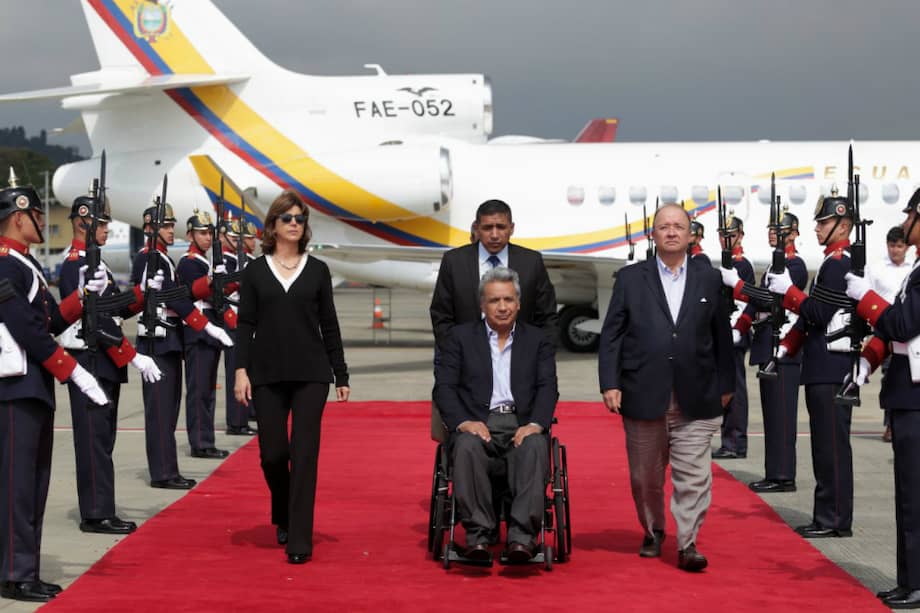 María Ángela Holguín (izq.), Lenín Moreno (centro) y Luis Carlos Villegas (der.). / Cancillería Colombia