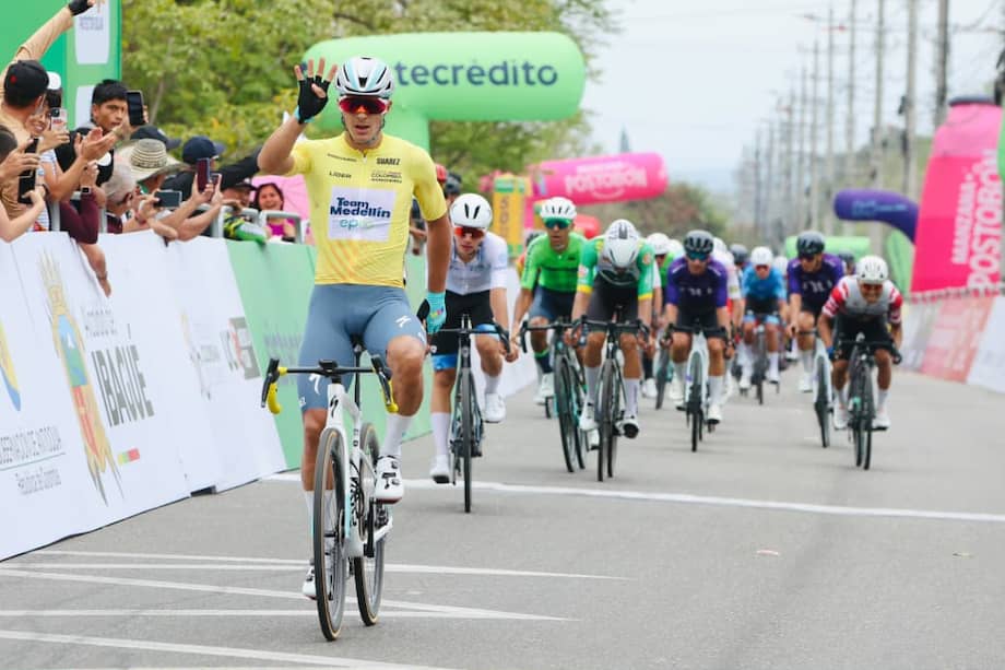 Así celebró su victoria Wilmar Paredes, en la llegada a Ibagué.