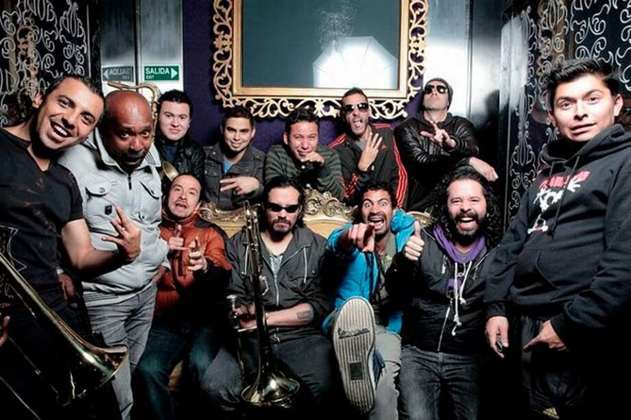 Orquesta de salsa La-33.