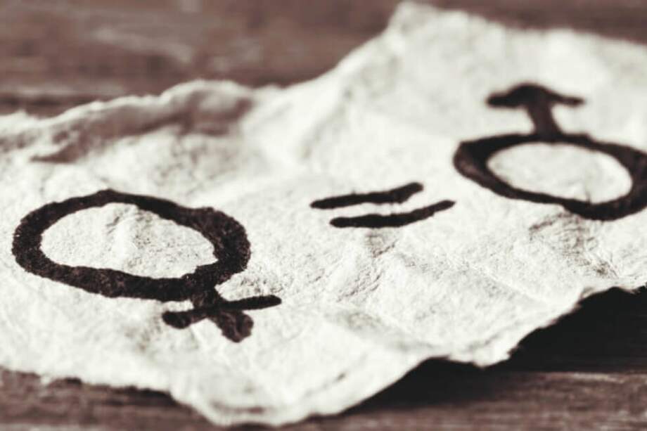 El feminismo guarda una historia íntima con el socialismo y la teoría marxista, después de todo su gran ebullición sucede por ejemplo en los sesenta. / Getty Images