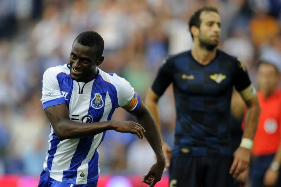 Doblete de Jackson y un gol de Óliver Torres dan victoria al Oporto