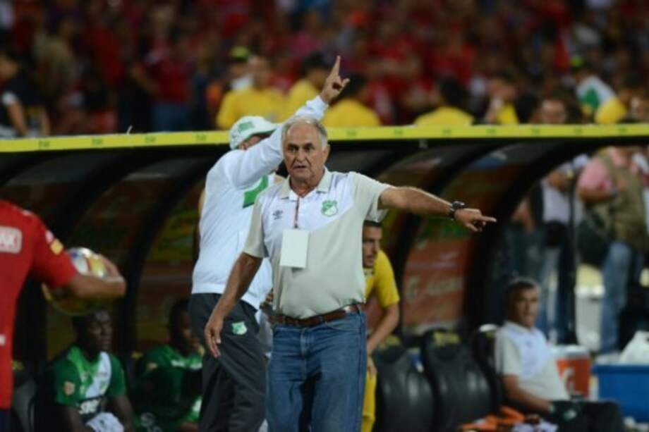 Fernando 'Pecoso' Castro, técnico del Deportivo Cali. Foto: Luis Benavides