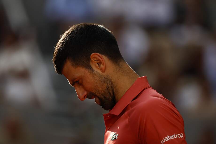 Novak Djokovic decidió retirarse de Roland Garros por una lesión de rodilla que sufrió en octavos de final ante el argentino Francisco Cerúndolo.