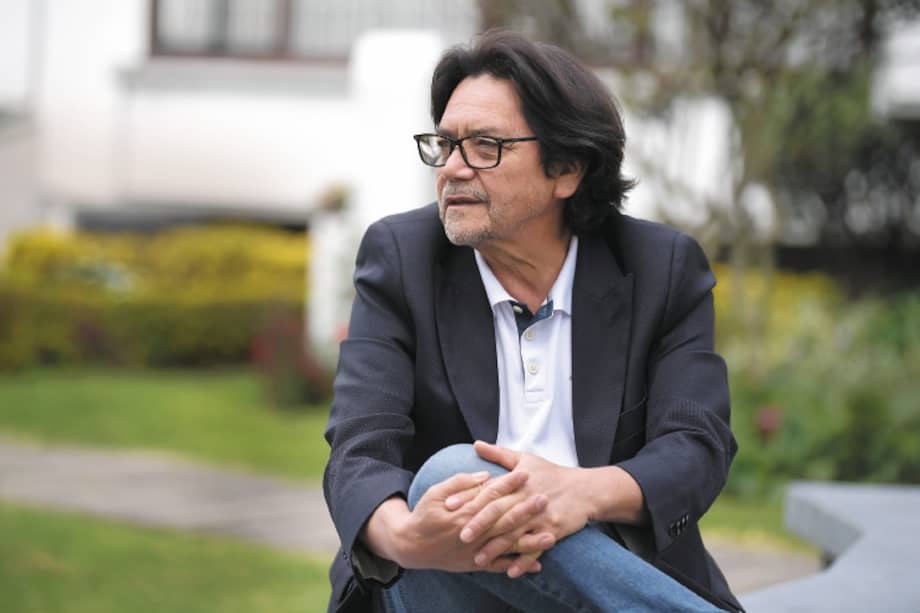 Para el concejal de Bogotá, Robledo y la gente del MOIR que se fue con él desconfiaban de los procesos internos. Sin embargo, no cierra la puerta a una alianza presidencial con ellos. Incluso, confía en que la separación no sea definitiva, sino un hasta luego.